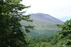 浅間山は今