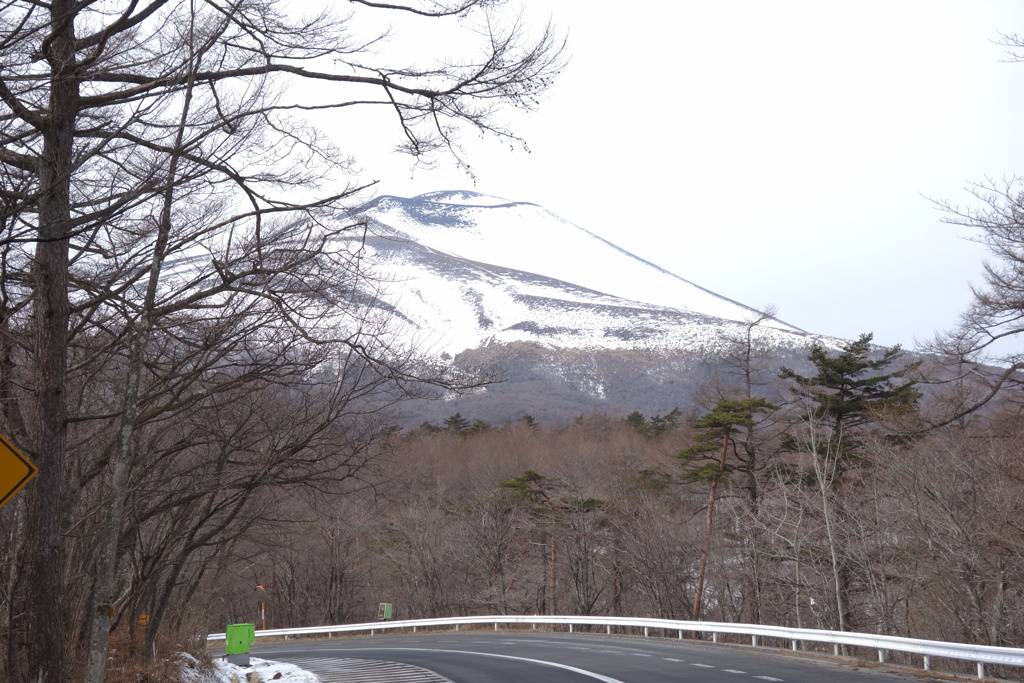 浅間山　峰の茶屋から　3