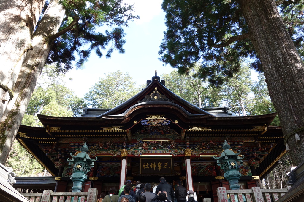 三峯神社　拝殿8