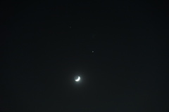 接近する月、木星、土星　11月19日