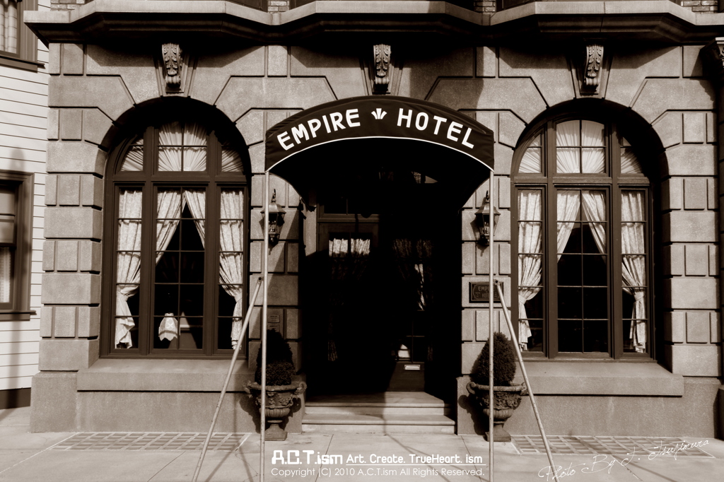 Empire Hotel