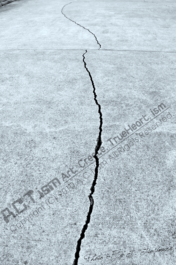 The Crack Ⅰ