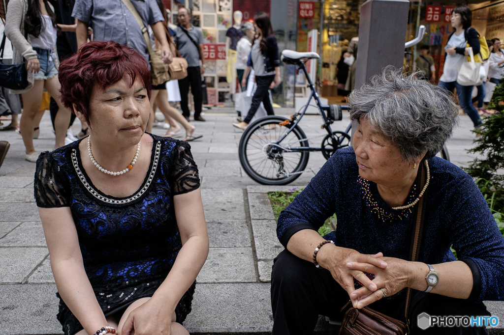 銀座で世間話