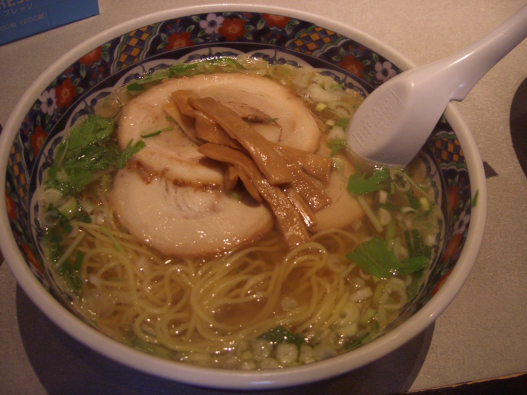 あじさい塩ラーメン