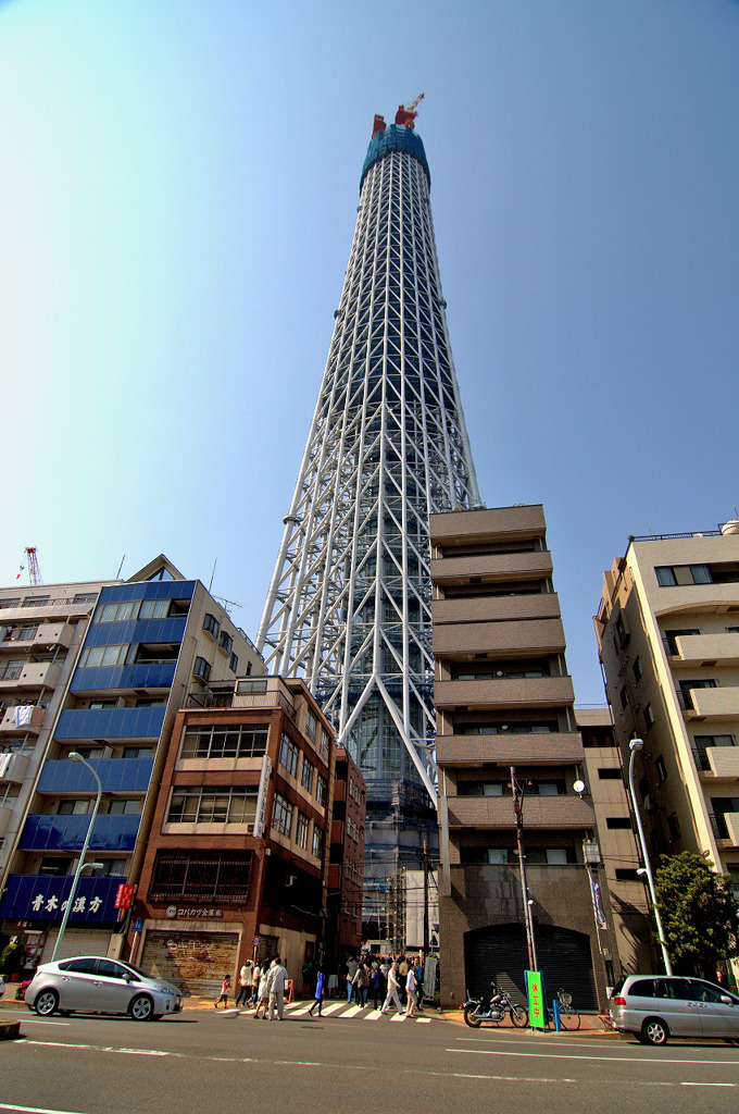 そびえたつ東京スカイツリー