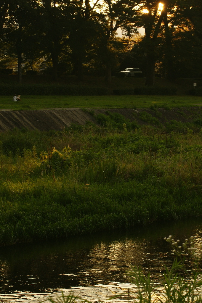 river side 