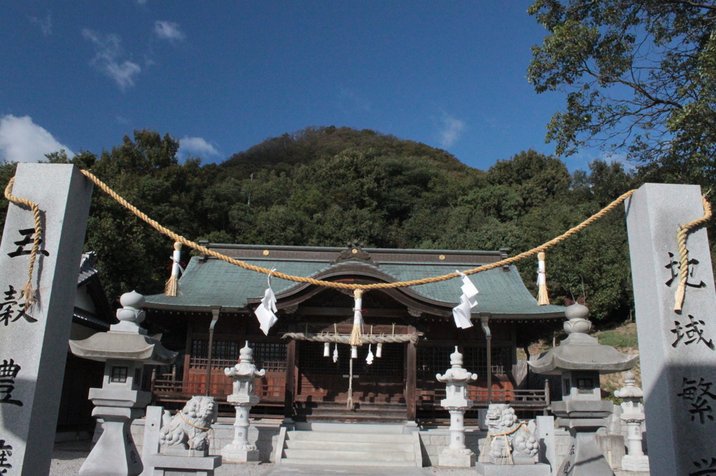 白山神社