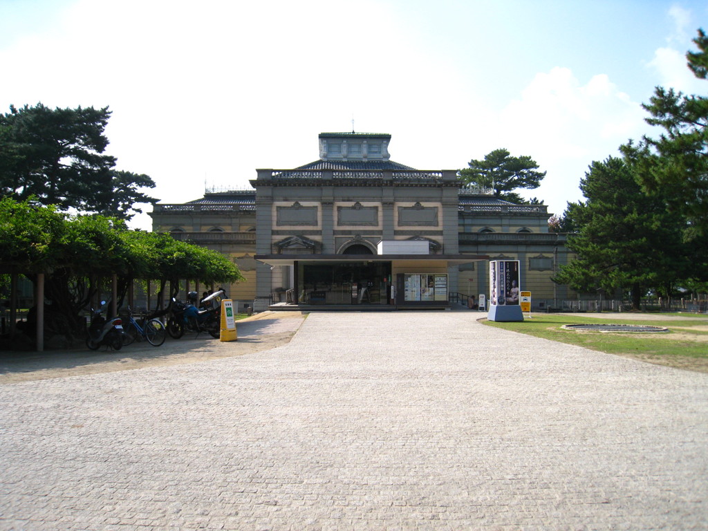 奈良仏像館