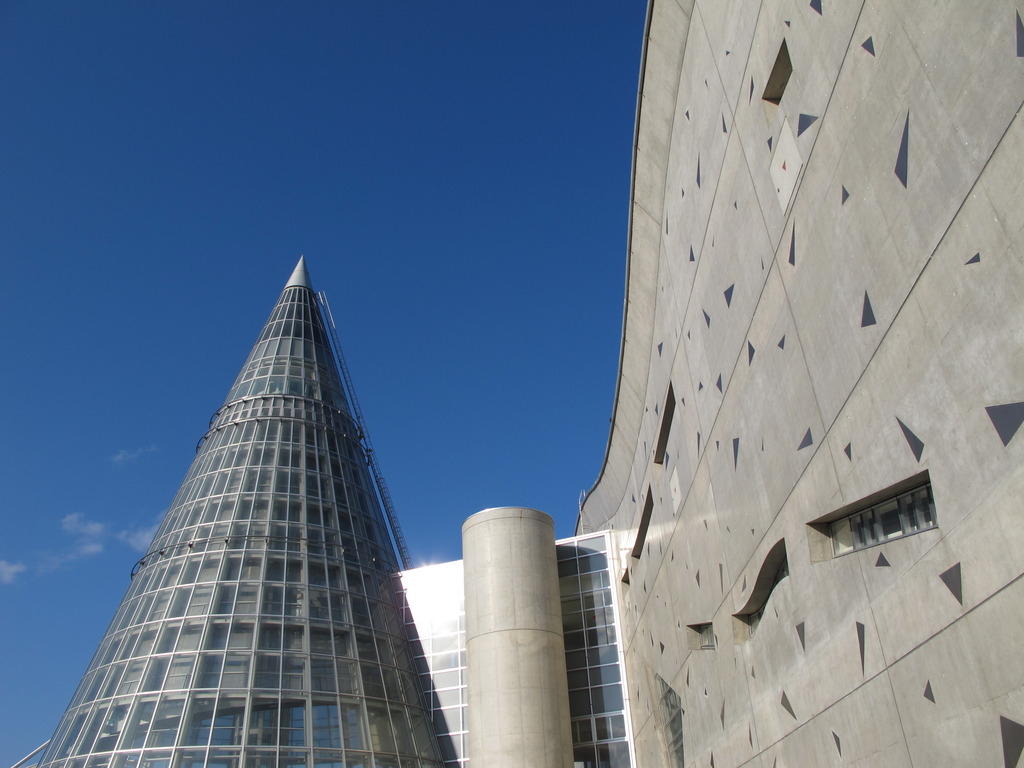 岩手県久慈市文化会館（アンバーホール）