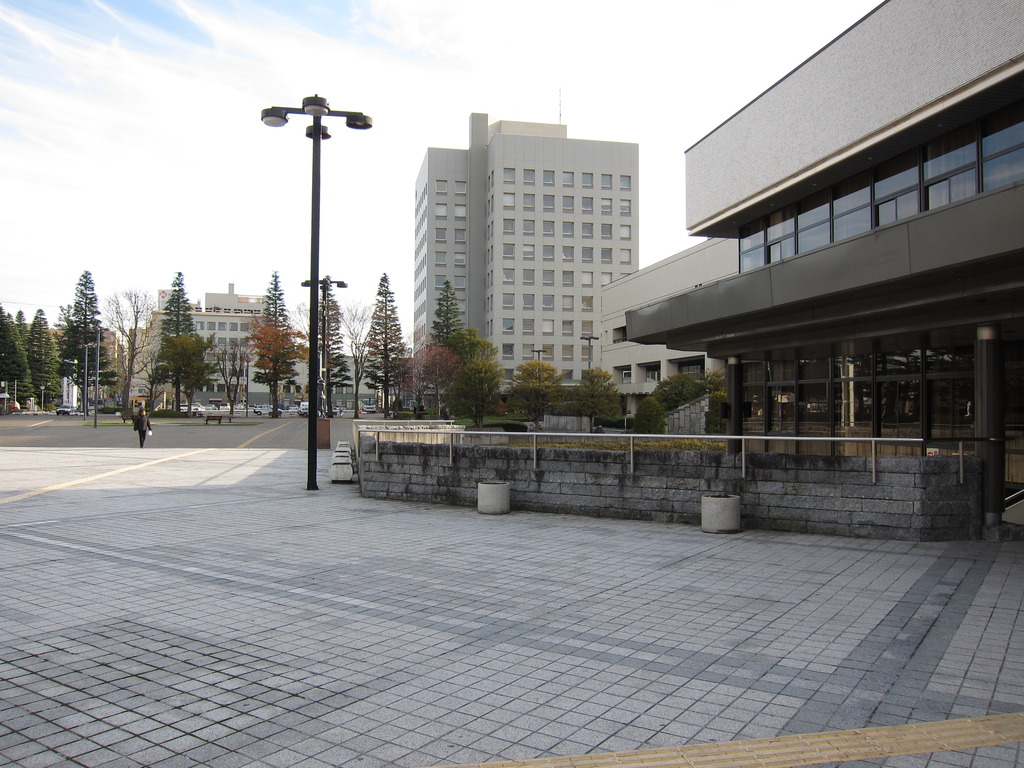 八戸市公会堂