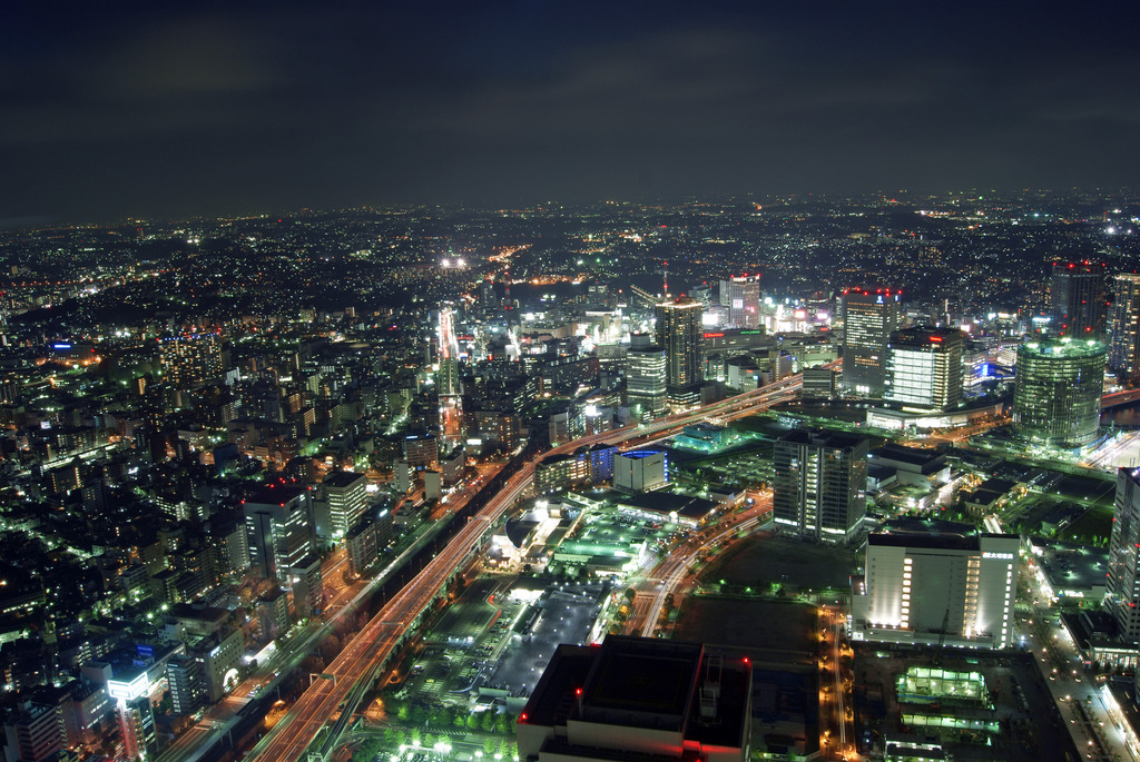 ランドマークタワーからの夜景３