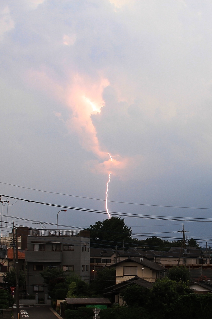 手持ちで雷　３