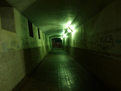 トンネルの暗さ