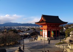 清水寺仁王門と洛西・北市街