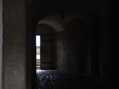 トゥーン城通用門