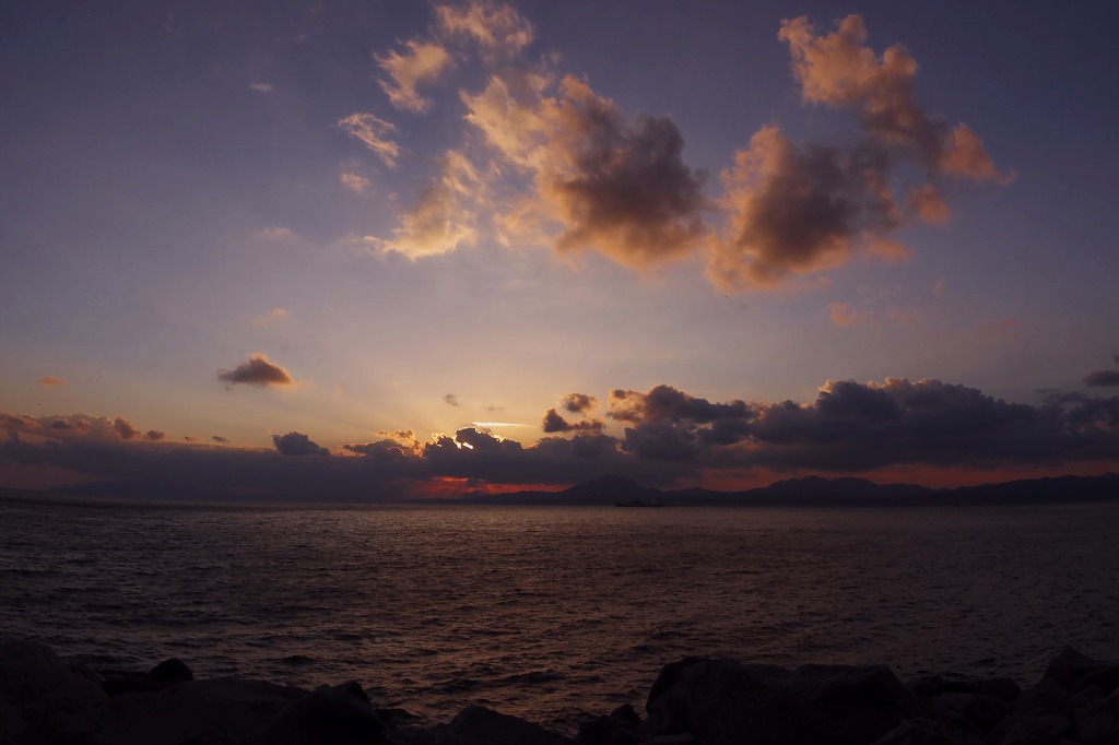 茜雲(函館湾)