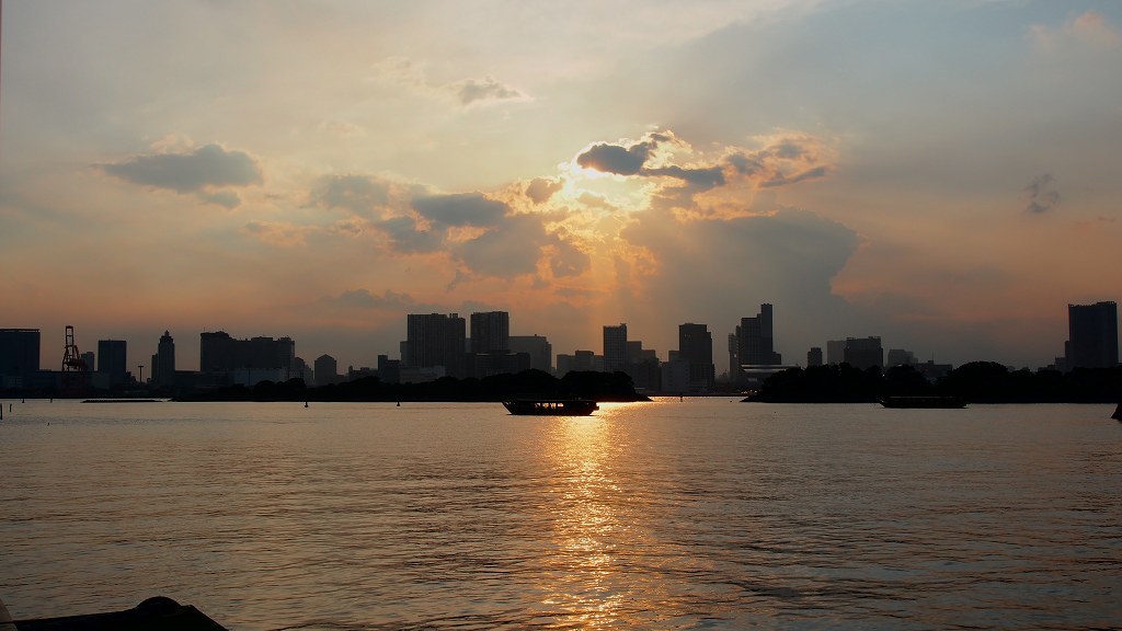 台場夕景