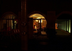 夜のカフェ(シャウハウゼン)