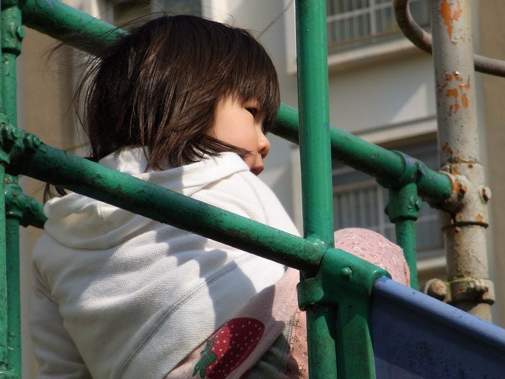 あっち。