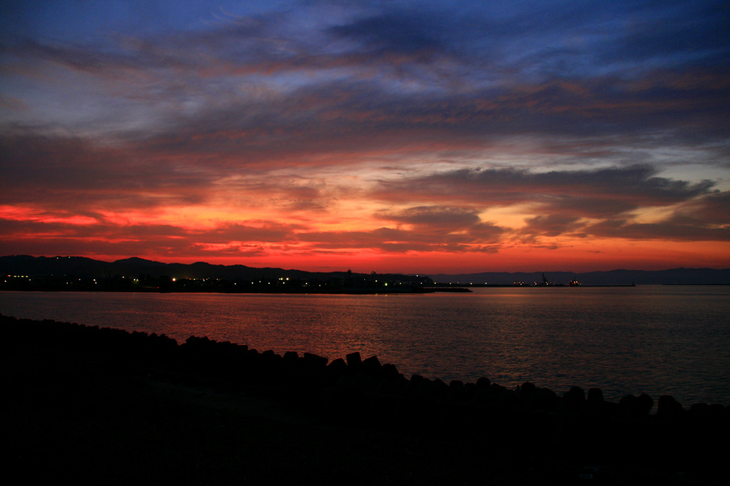 新湊の夕暮れ