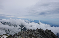 氷と岩の殿堂“剣岳”より霊峰“白山”