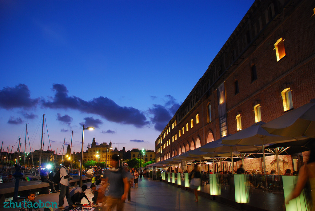 Barcelona夏の夜