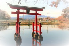 海なし県の厳島神社。