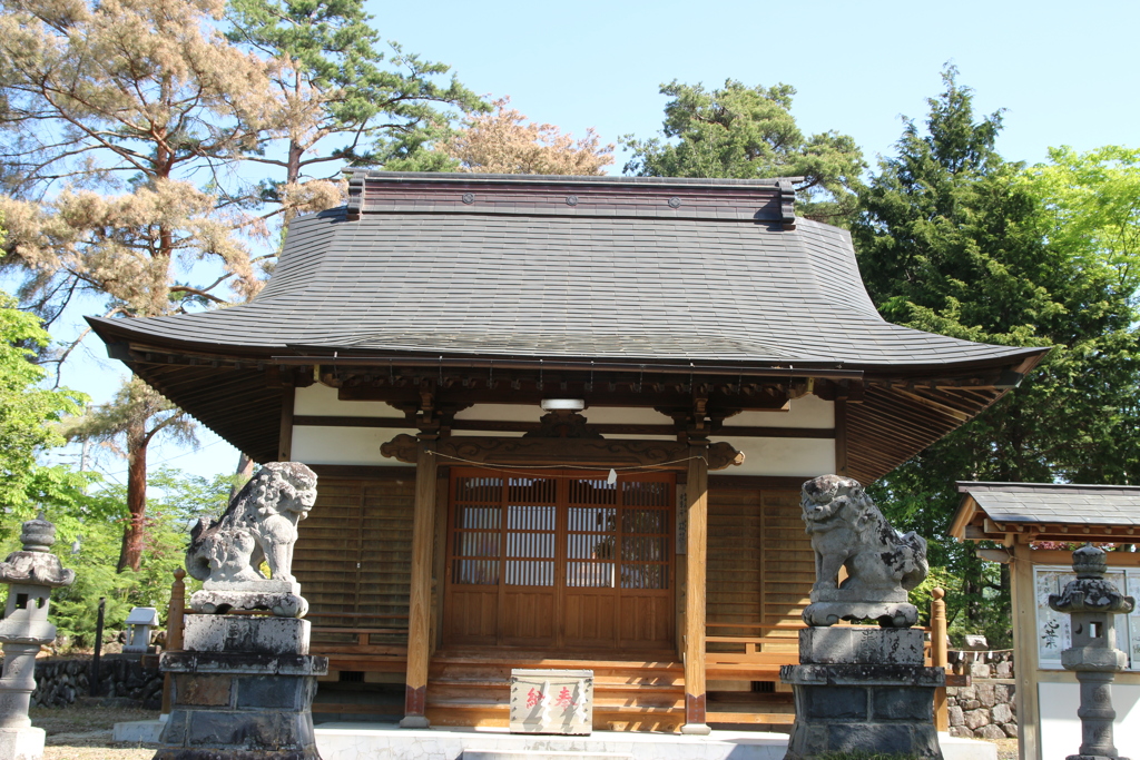 秋山太郎光朝公の熊野神社