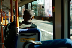 車窓を見て、何を思う。