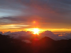 ハレアカラ火山のサンライズ