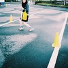 イエロー