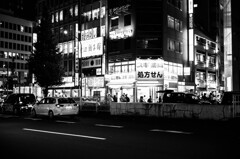モノクロで撮る夜のスナップ9