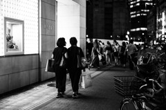 モノクロで撮る夜のスナップ10