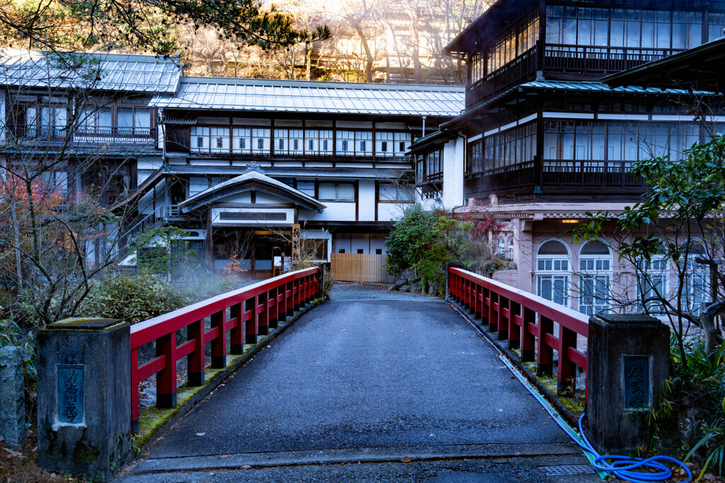 積善館　本館