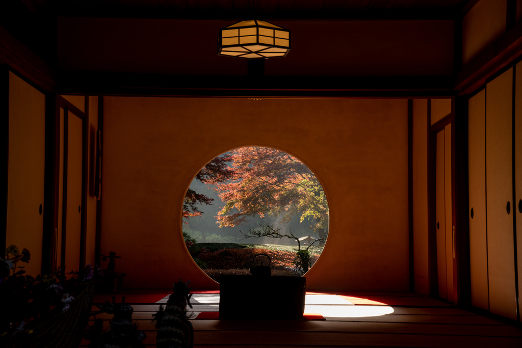 丸窓