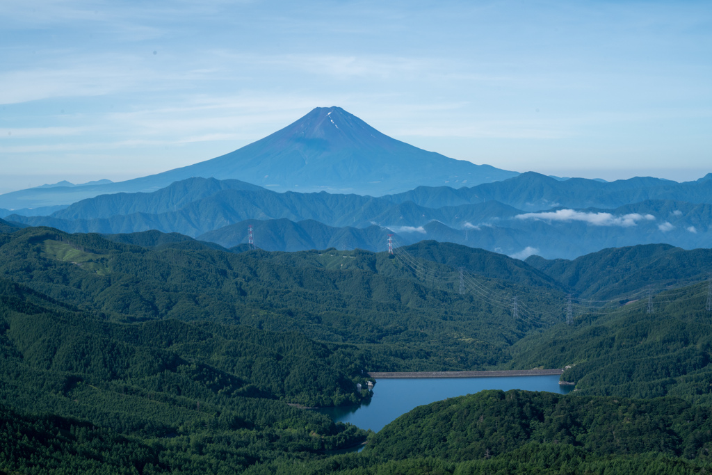 雷岩より
