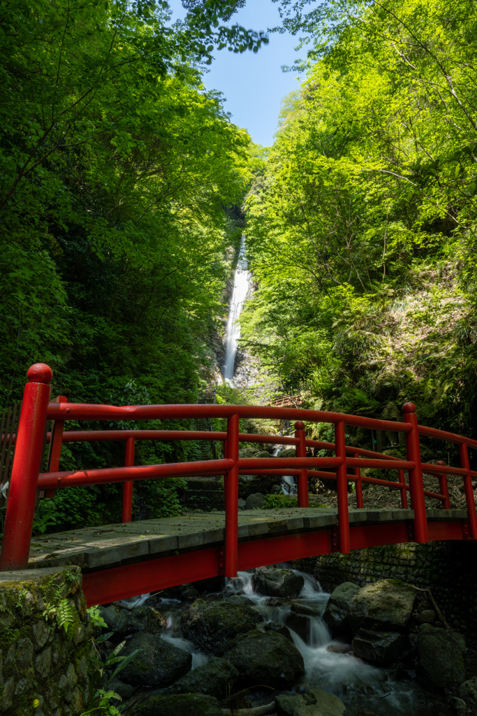 洒水の滝