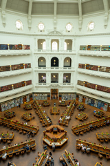 ビクトリア州立図書館