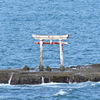 旧・遠見岬神社・海の鳥居