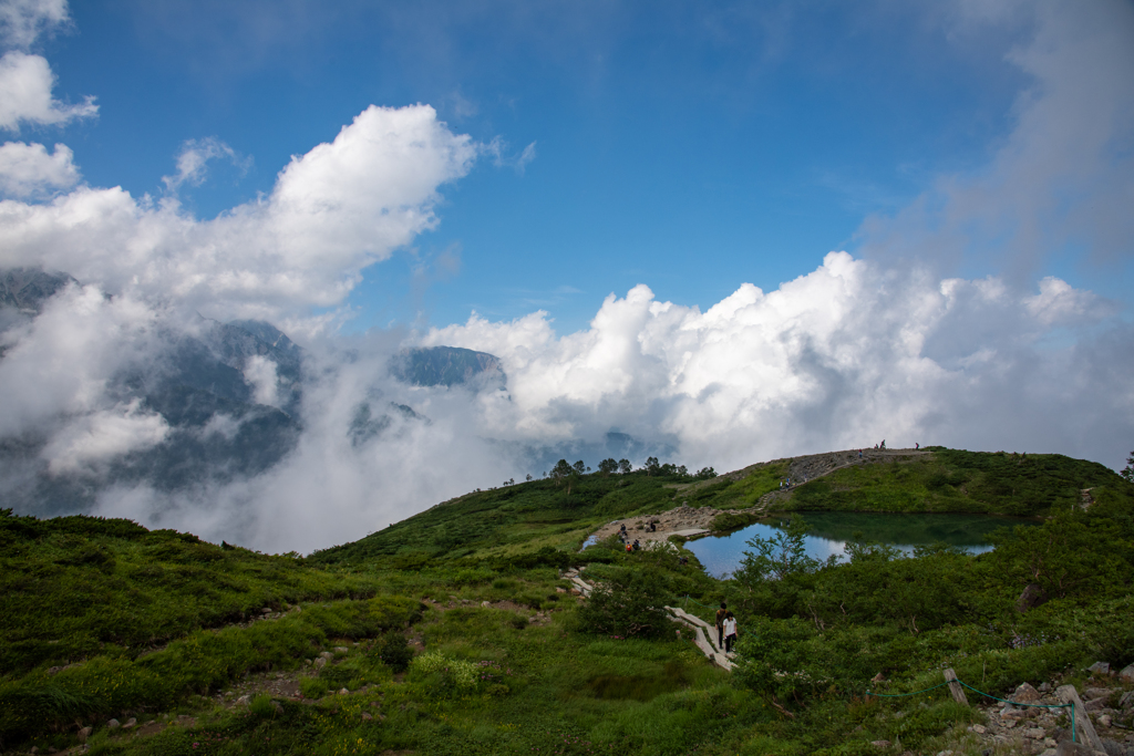 雲上池