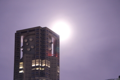 スーパームーン前日、、都庁（A)