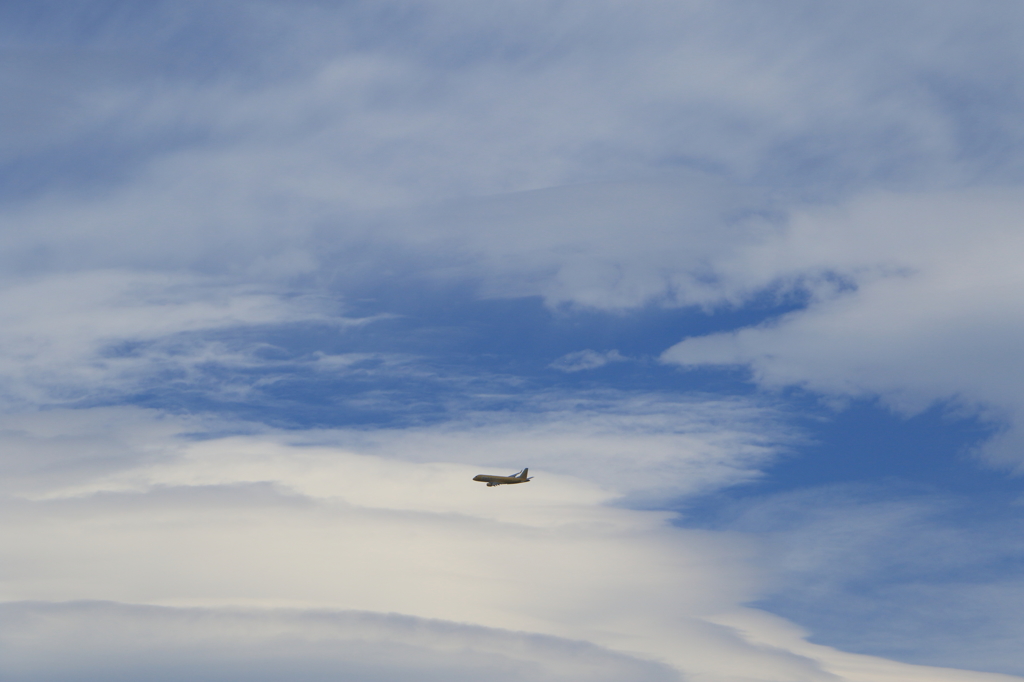 雲と飛行機