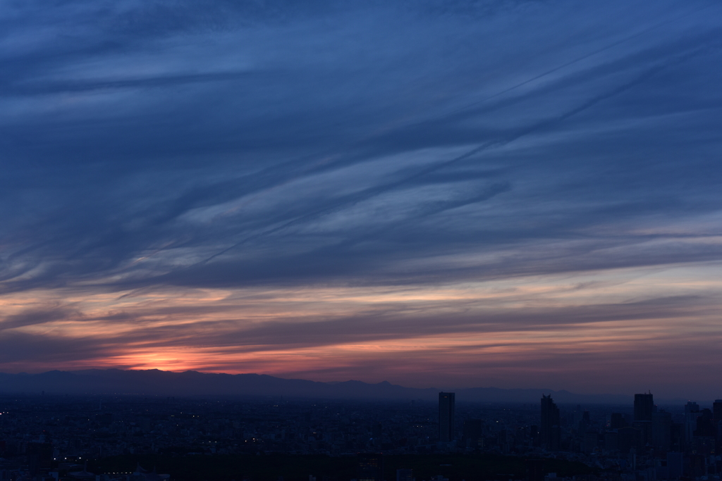 怪しい空模様