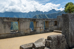 ３つの窓の神殿