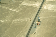 トカゲのシッポ（ナスカ地上絵）