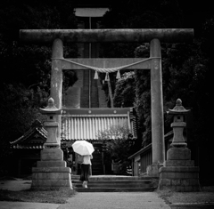想いは 祈りに