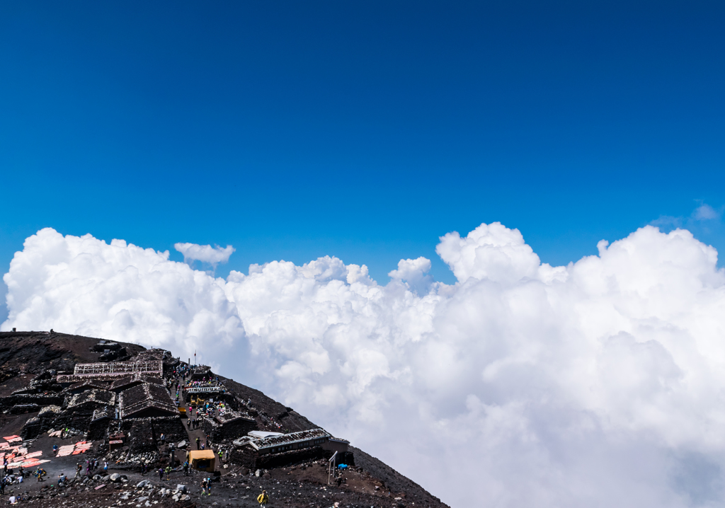 天空の山小屋