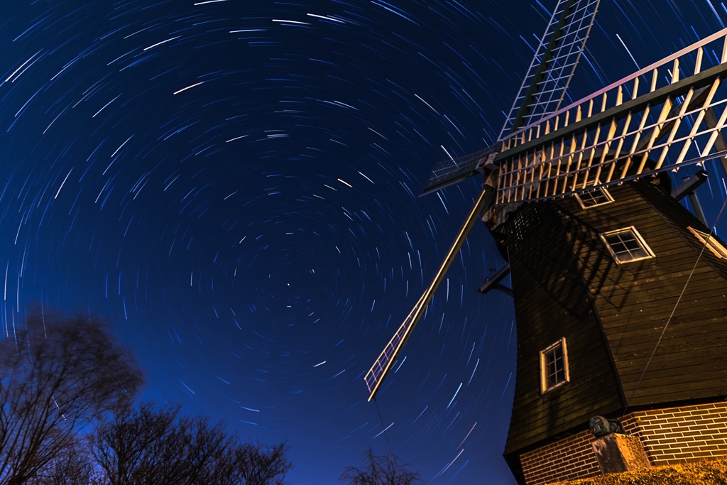 Diurnal motion and Windmill