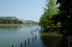 湖畔散策