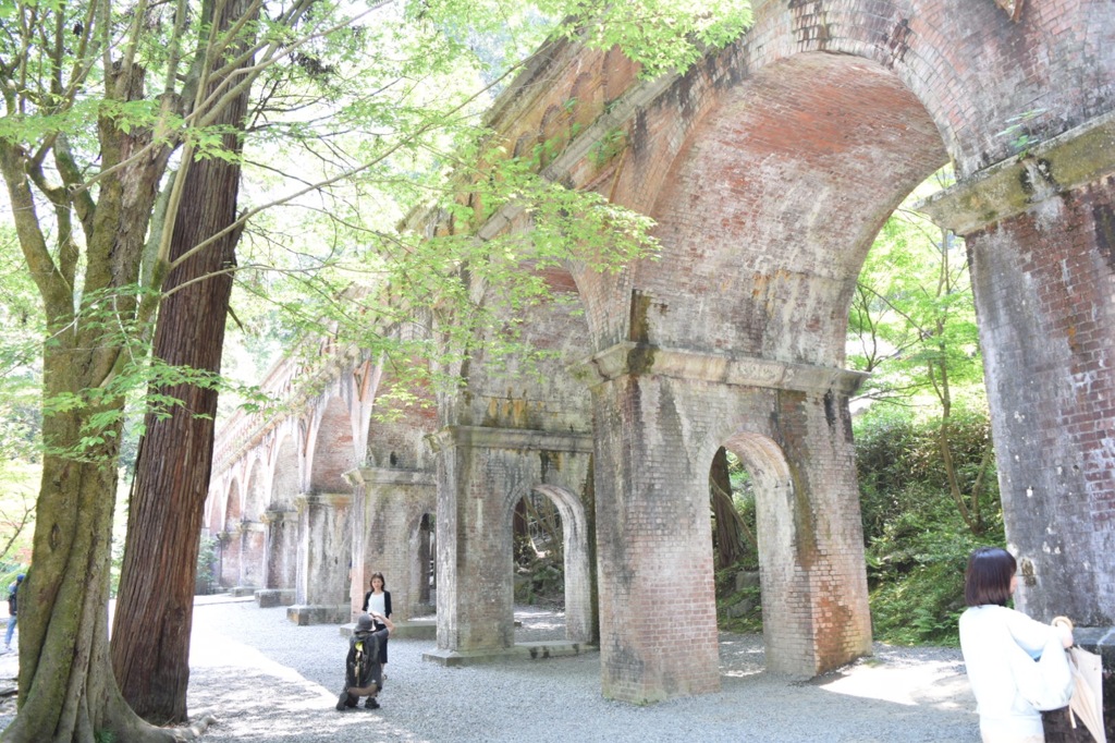 いぃ場所なのに…